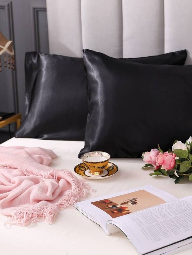 Mulberry Silk Pillowcase For Hair and Skin, 100 Pure Silk Pillow Case Cover 19 Momme Zipper Style, Standard Size, Pack of 1 — Valentines Gift by Marcheduluxe — view 3