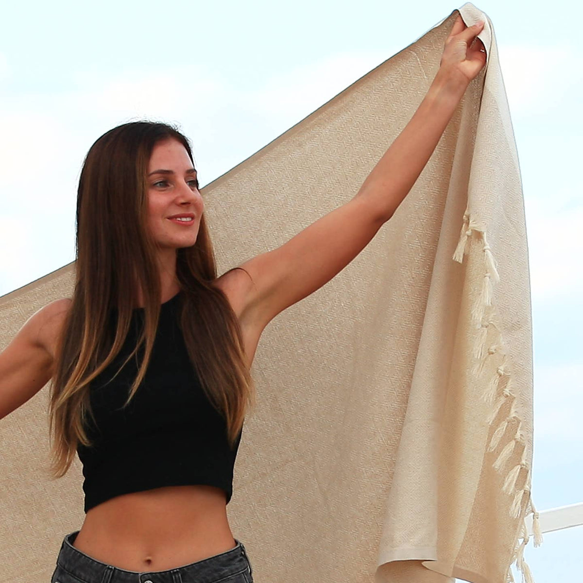 Astrea Turkish Cotton Peshtemal Beach Towel by East'N Blue — view 9