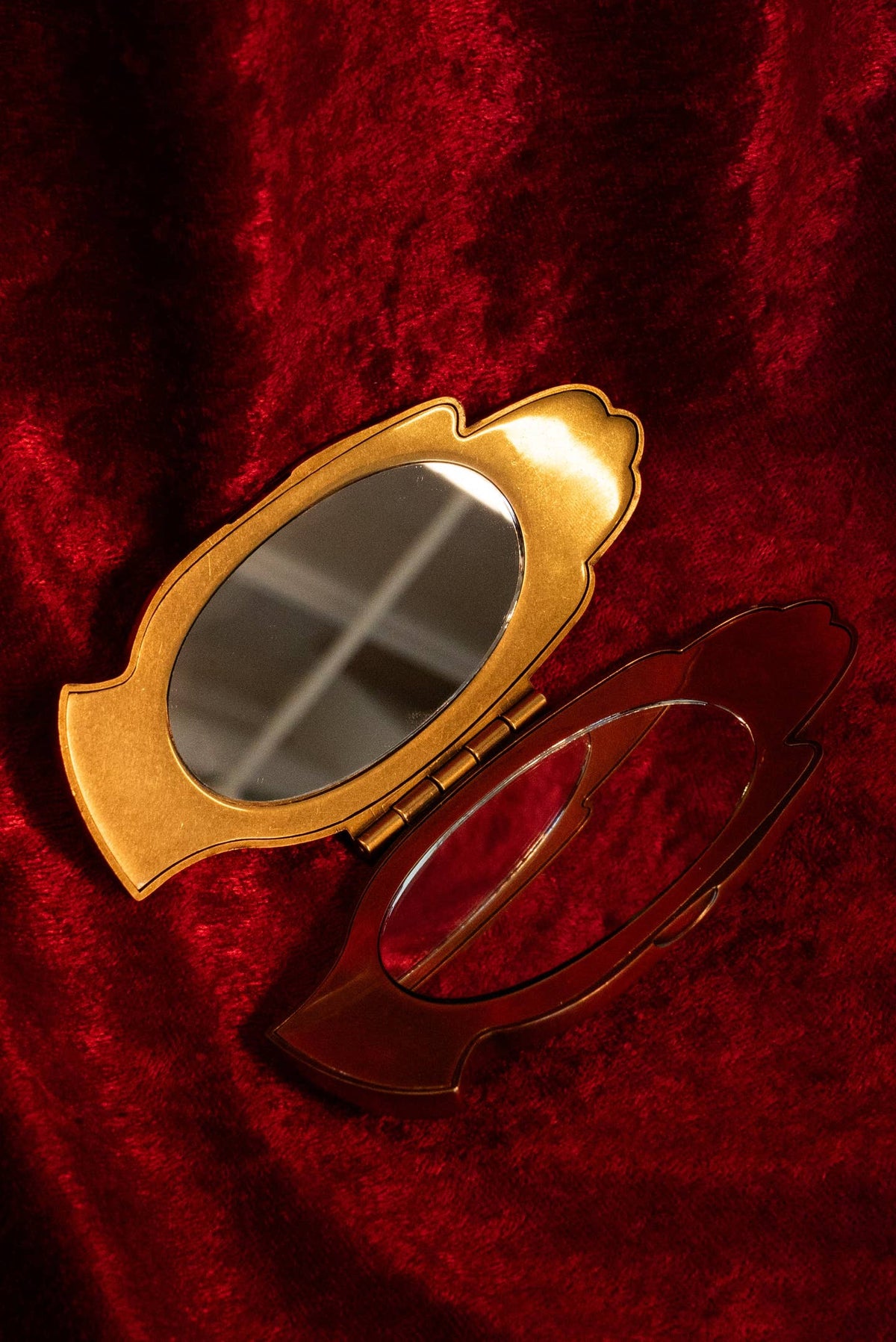 Handheld Compact by A Shop of Things — view 2