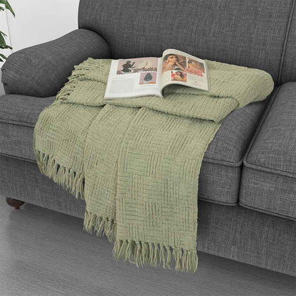 Kathy Ireland Oversized Chenille Fringed Basket Throw by Bed Bath Fashions — view 19