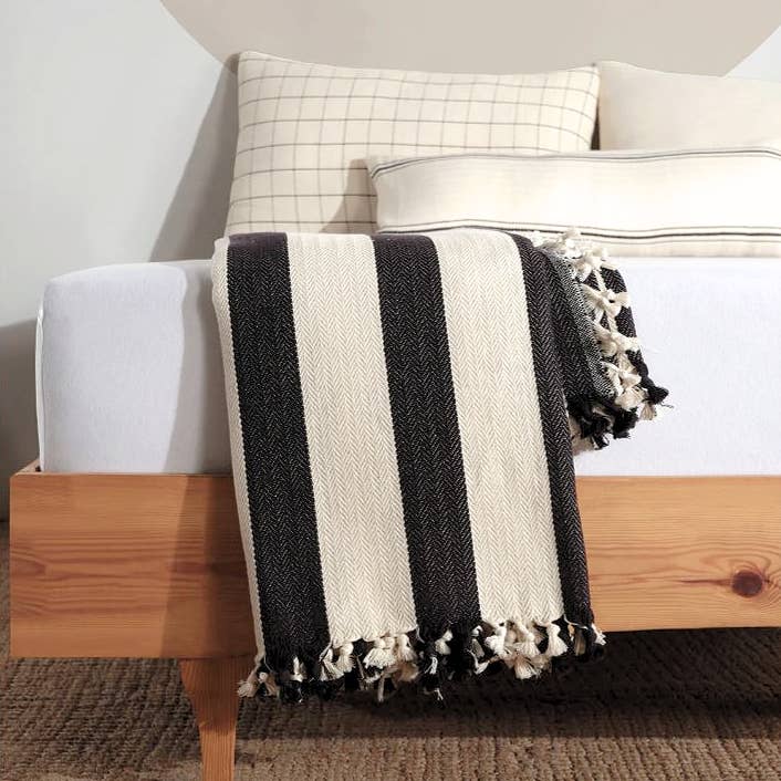Minimalist 100% Cotton Throw Blankets & Bedspreads by Moa — view 7