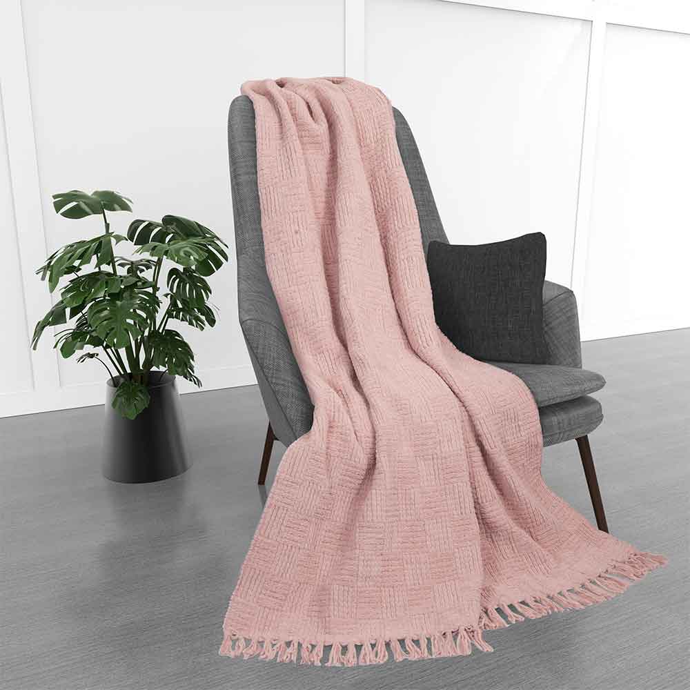 Kathy Ireland Oversized Chenille Fringed Basket Throw by Bed Bath Fashions — view 9