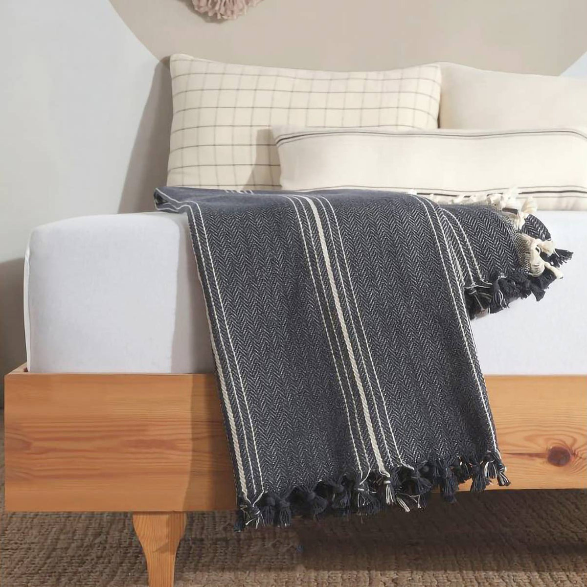 Minimalist 100% Cotton Throw Blankets & Bedspreads by Moa — view 8