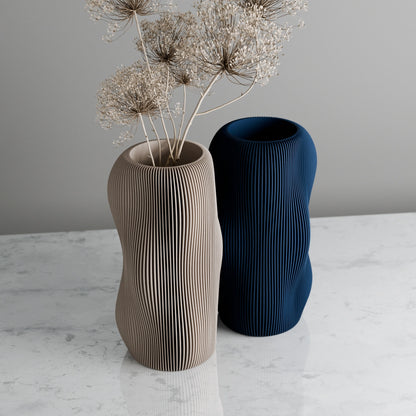 Bubbly Vase | Modernized Pottery