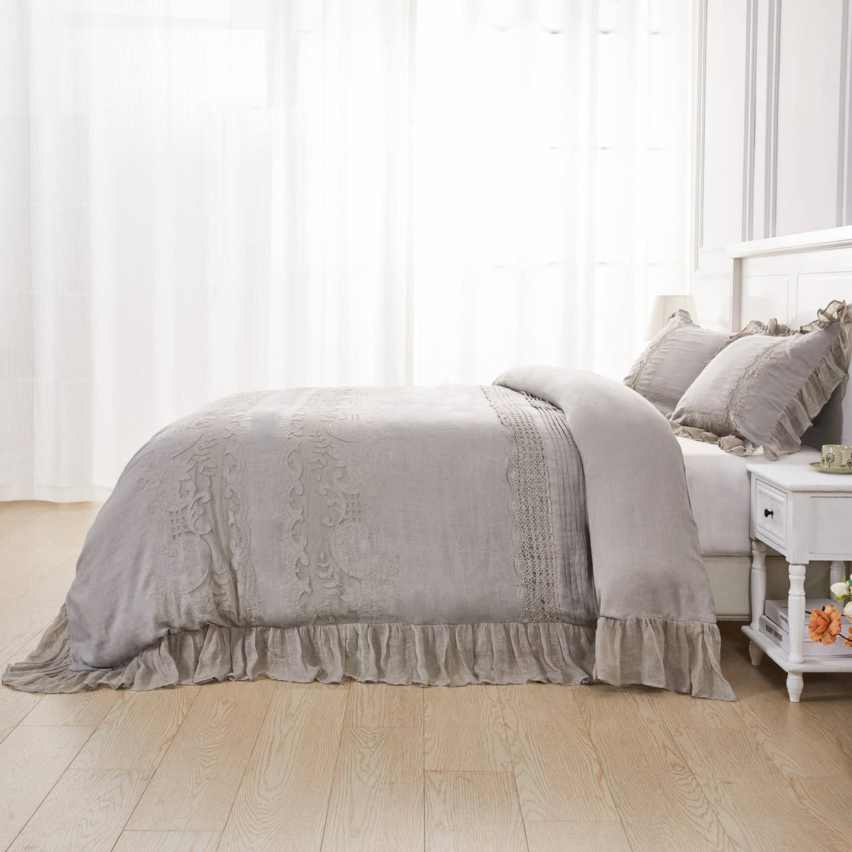 Tabitha Linen Duvet Cover Set by Mélange Home — view 41