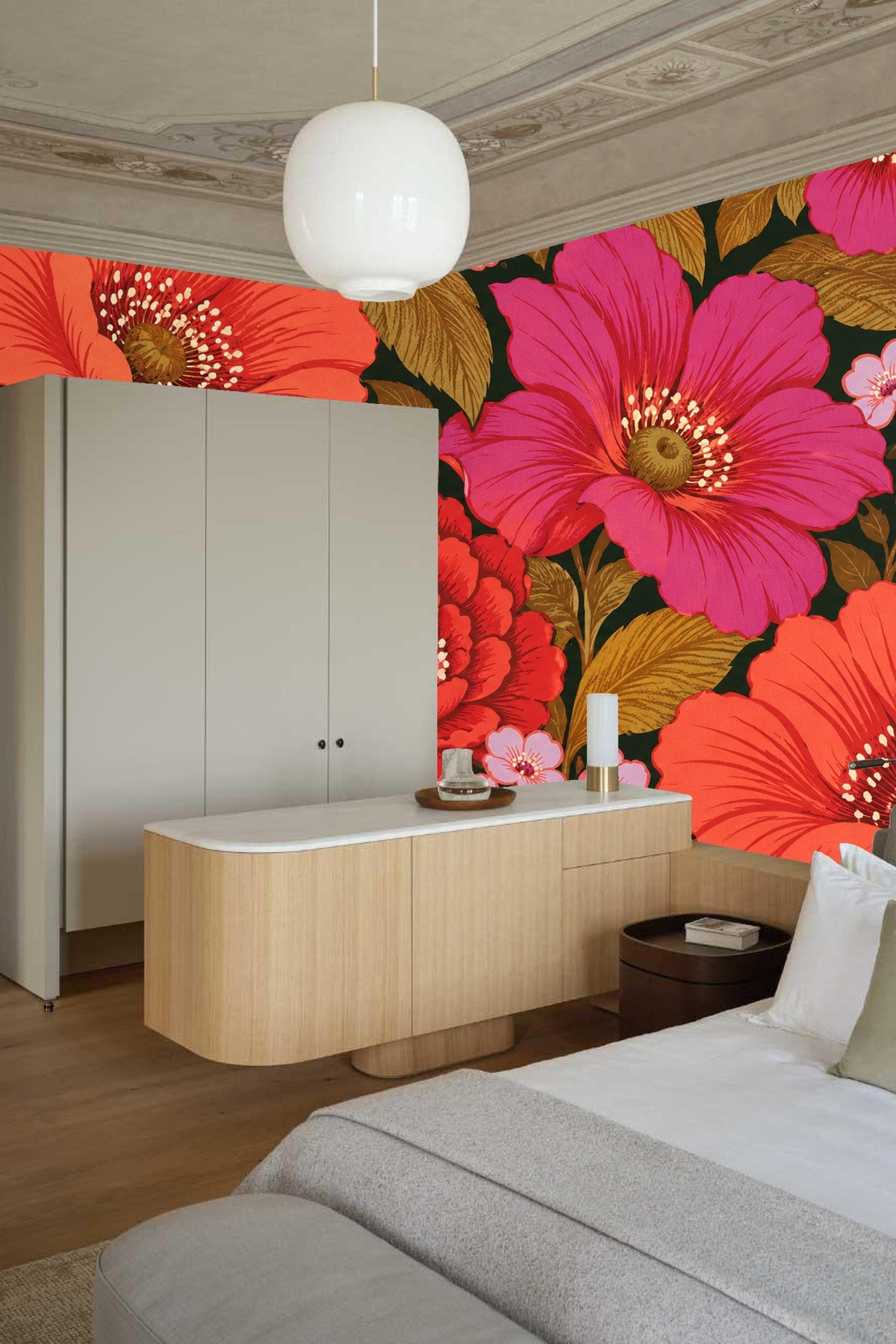 Poppy and Rose Expanse wallpaper shown in an interior setting