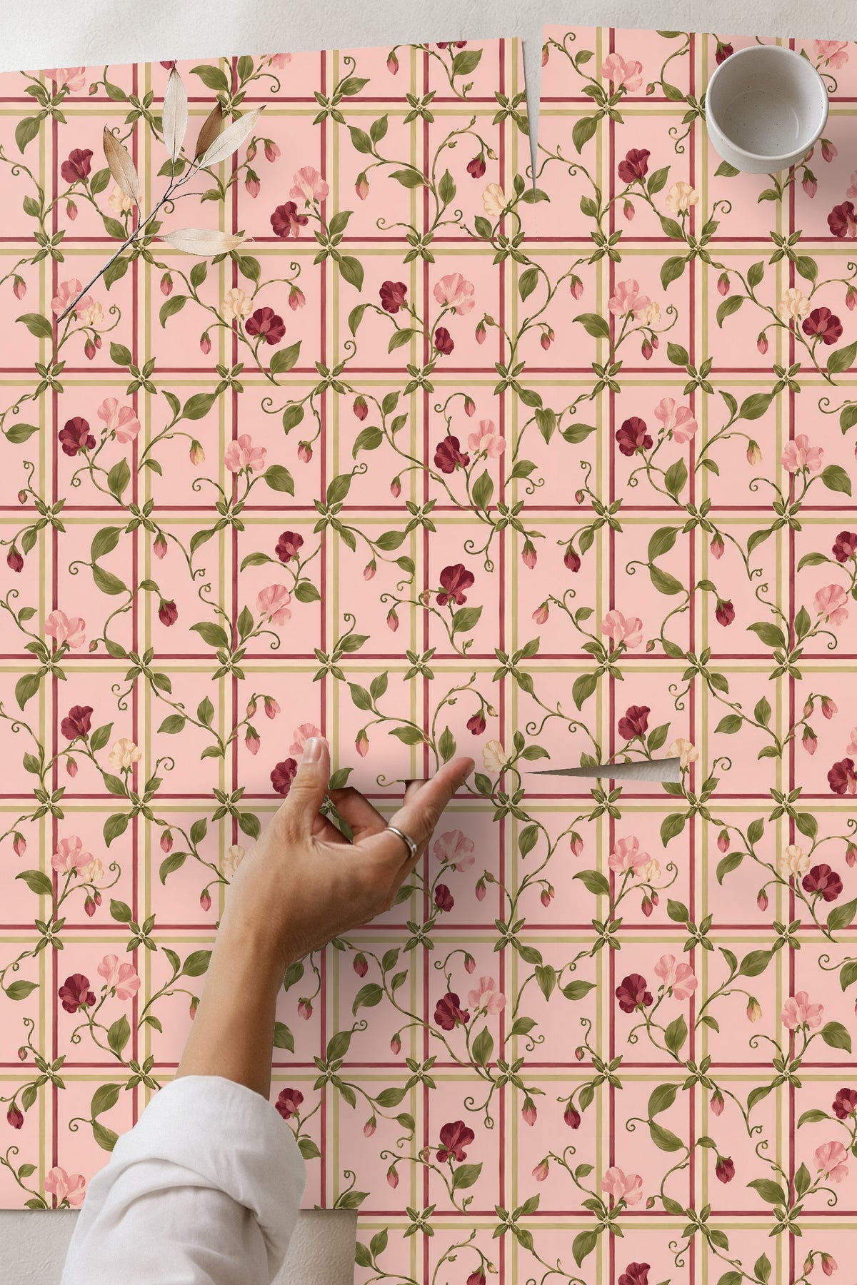 Blush Trellis Sweet Pea wallpaper image 12