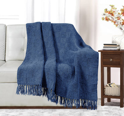 Kathy Ireland Oversized Chenille Fringed Basket Throw by Bed Bath Fashions — view 5