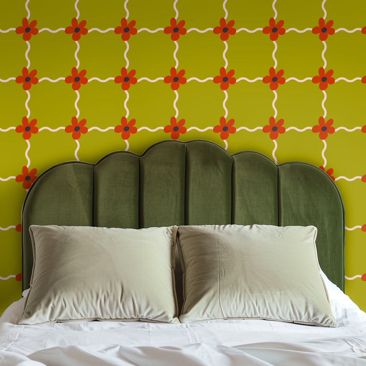 Pattern sample view of Marigold Lattice showing rows of wavy lattice and repeating floral intersections